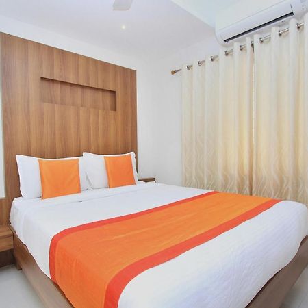 Le Citi Inn, Mysore Buitenkant foto
