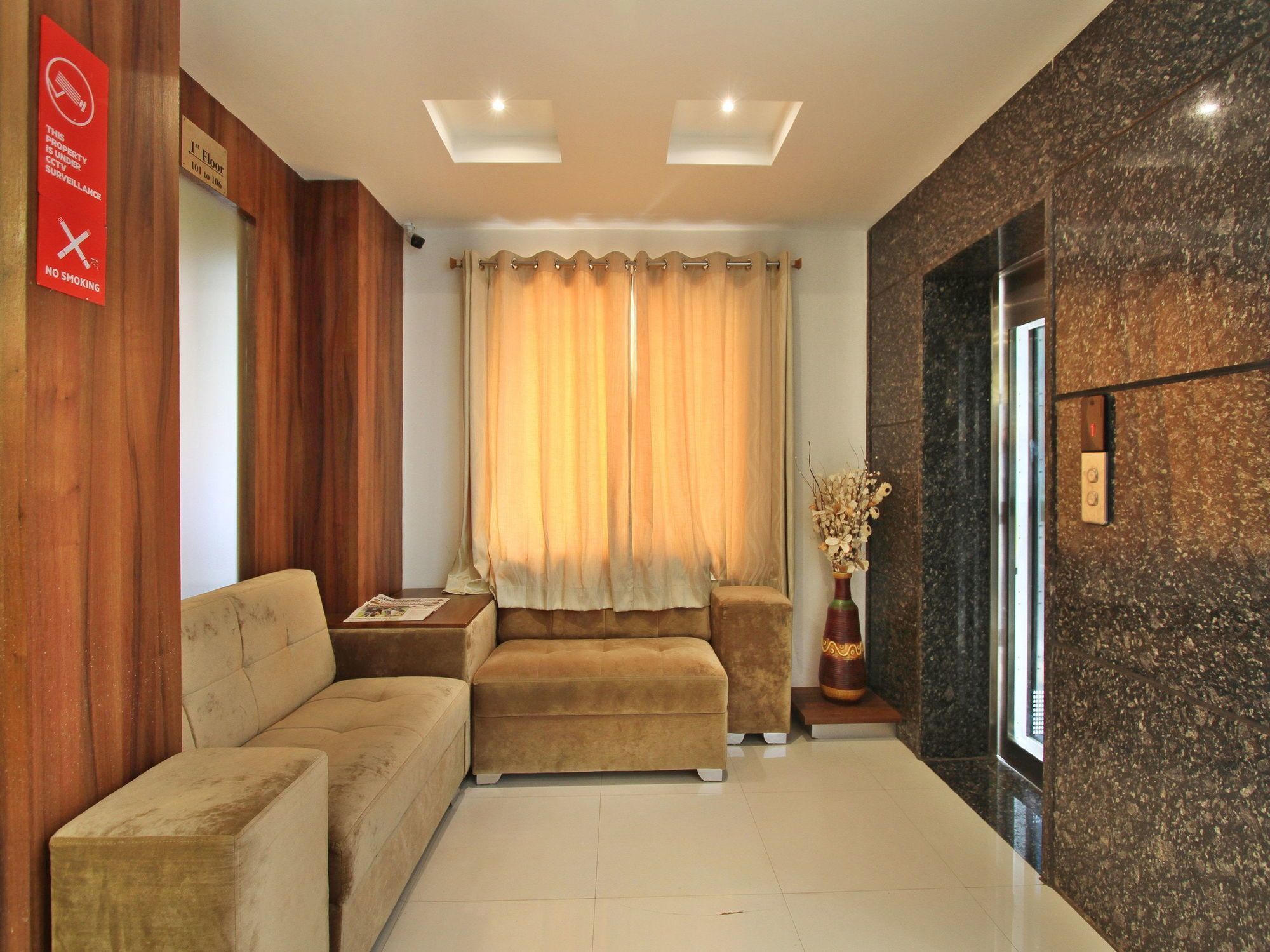 Le Citi Inn, Mysore Buitenkant foto